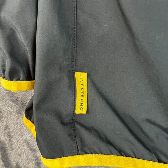 Nike Livestrong Women's 1/2 Zip Windbreaker Jacket Sz L Black Yellow Pullover - Picture 8 of 14
